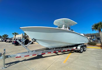 2025 Cape Horn 27XS Ice Blue Boat